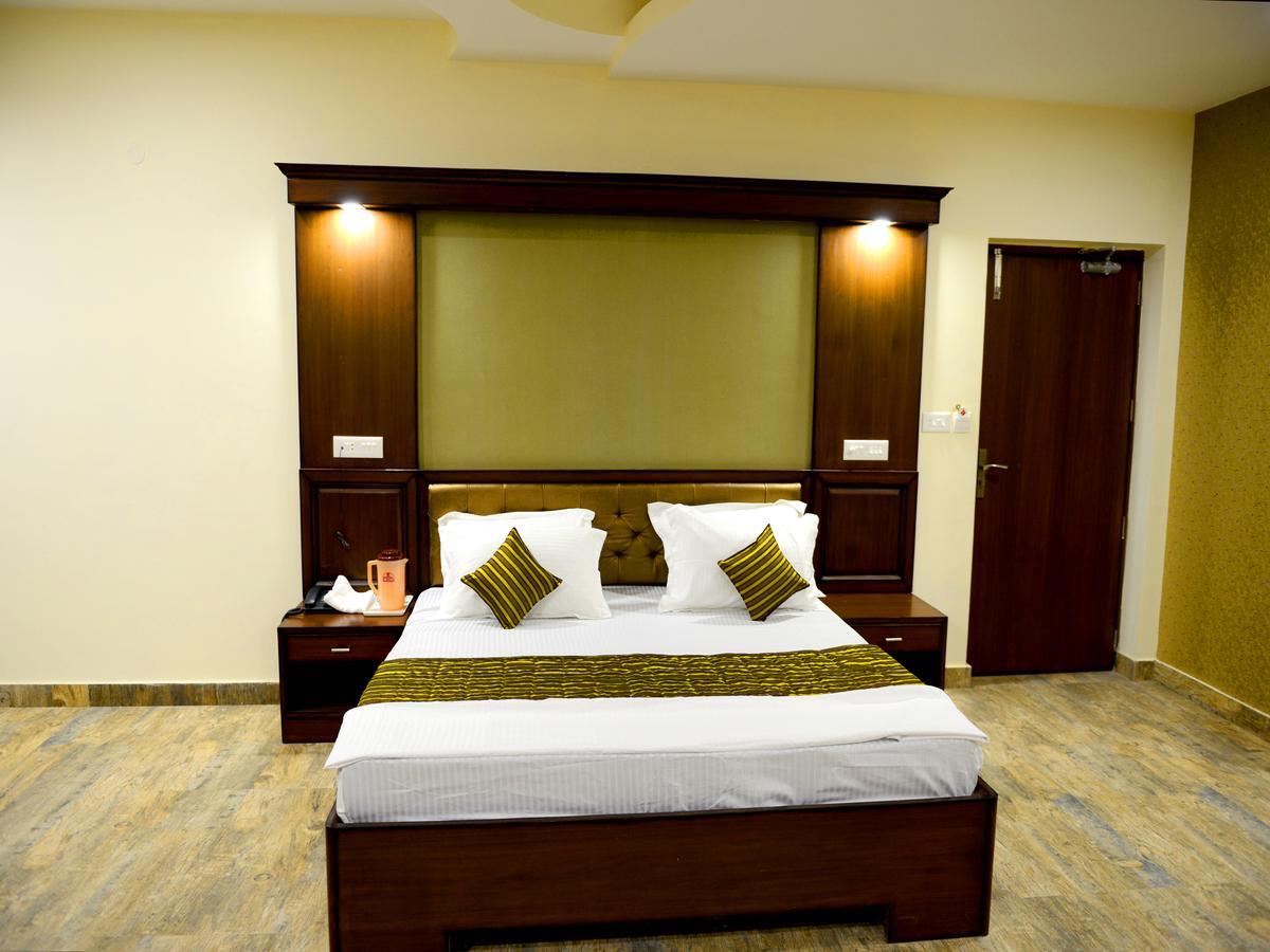 Anurag Hotel كاترا المظهر الخارجي الصورة