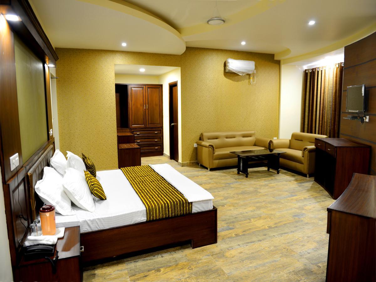 Anurag Hotel كاترا المظهر الخارجي الصورة